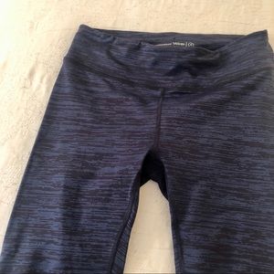 Outdoor Voices 3/4 TechSweat Flex Leggings